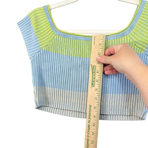 Anthro daily ritual daily PRACTICE SMALL top - Picture 6 of 10